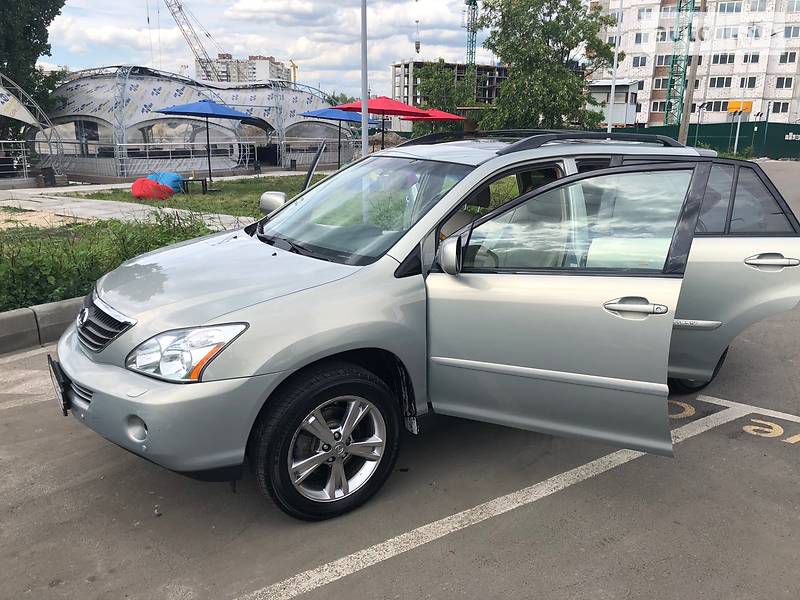 lexus_rx-400__235236664fx.jpg