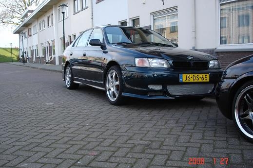 Toyota-CarinaE-95224.jpg